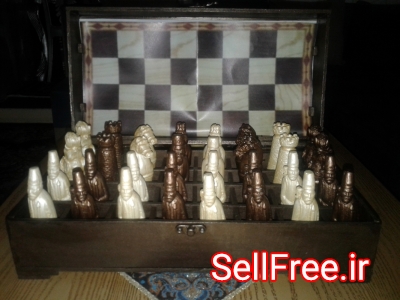 شطرنج با صندوقچه چوبی مناسب کادو هدیه دکوری بازی