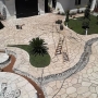نصب و اجراي سنگ مالون و سنگ لاشه براي محوطه سازي باغ ويلا