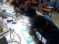 آموزش تخصصی الکترونیک ، تعمیرات الکترونیک و طراحی مدار در اصفهان